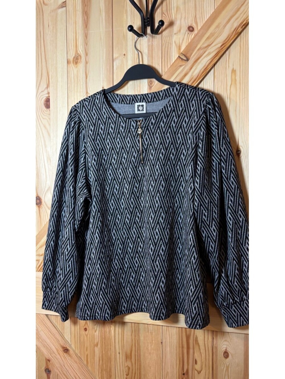 Anne Klein XL Black and White Geometric Pattern Long Sleeve Blouse with Zip